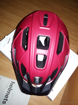 Nová přilba Uvex Quatro CC, 56-61cm - 3