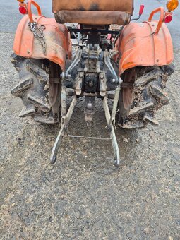 Prodám malotraktor Kubota B7000 - 3