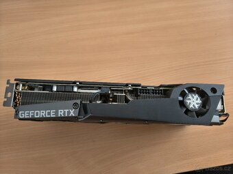 INNO3D GeForce RTX 3070 iCHILL X4 - 3