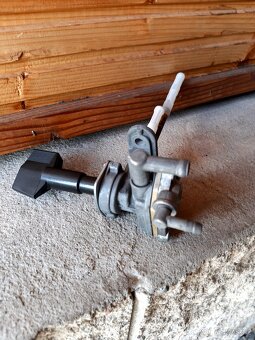 palivový kohout Bandit 1200 - 3