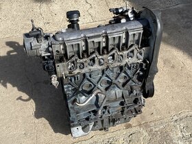 Motor Nissan / Renault  F9A 1.9dCi - 3