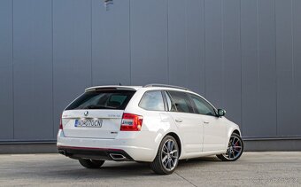 Škoda Octavia 3 Combi 2.0 TDI DPF RS - 3