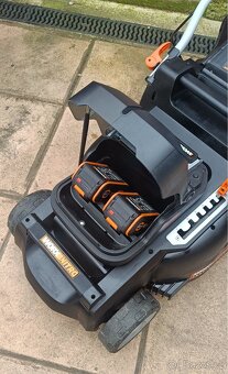 AKU sekačka WORX Nitro - 3