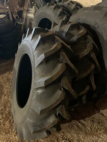 Traktorové pneu 16,9R24 - 3