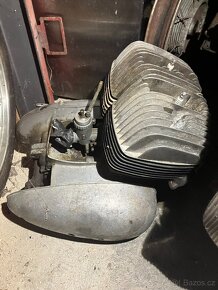 Motor Jawa 350/362 California - 3