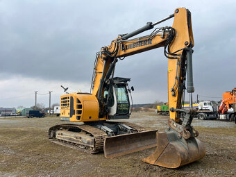 Pásové rýpadlo LIEBHERR R 924 COMPACT LITRONIC,ROK 2013 - 3