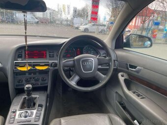 Audi A6 4F - 3