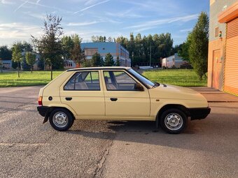 Škoda Favorit 135L, jeden majitel, rok 1990 ČR, velmi pěkný - 3