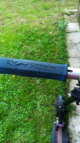 Elektrická koloběžka EcoWheel ER22 - 3
