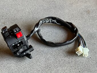 Sdružený levý přepínač čtyřkolka, ATV - 3