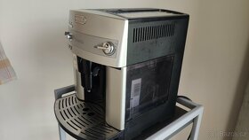 Plnoautomatický kávovar DeLonghi Magnifica - 3