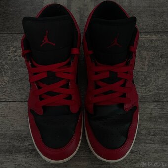 Air Jordan 1 Low (GS) - 3