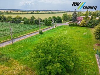 Úmyslovice - Prodej pozemku pro bydlení, 1 731 m2 , okr. Nym - 3