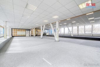 Pronájem obchod a služby, 635 m², Plzeň, ul. Revoluční - 3