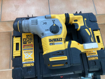 DeWalt vrtací kladivo DCH283 jak NOVÁ + vrtáky + možnost ba - 3