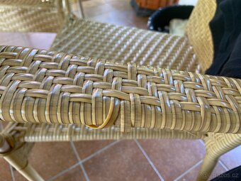 stohovatelné židle zahradní - 3