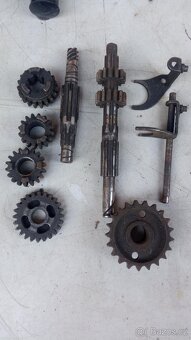 Převodovka, díly do převodovky Jawa, ČZ - 3