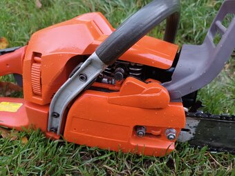 Motorová pila Husqvarna 353 - 3