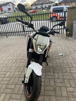 Prodám KTM DUKE 690 2013 50 kW - 3