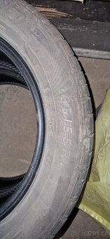 Pneu 235/55R17 - 3