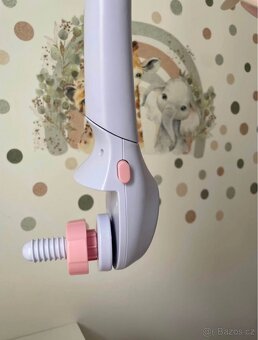 Kolotoč nad postýlku - 3