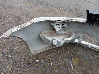 Škoda Octavia 3 přední nárazník - 3