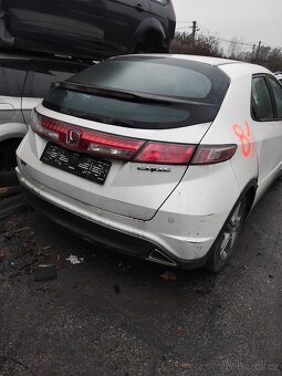 ND - Honda Civic 8g - 3