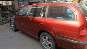 Škoda Octavia 1 díly - 3