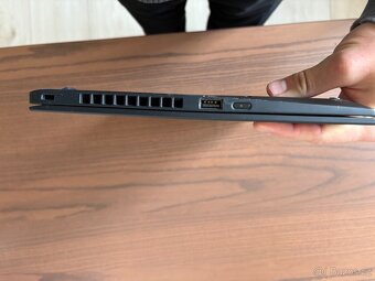 Lenovo ThinkPad X1 Carbon 7th gen - 3