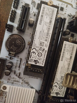 Nove slozene 3 disky / 64 GB Ram CPU 24x - 3