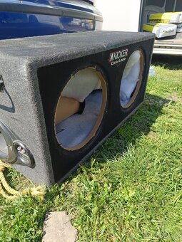 Kicker bedna na subwoofer - 3