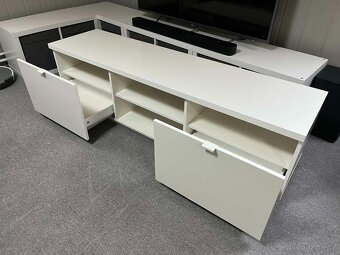 TV stolek BYÅS,lesklá bílá - 3