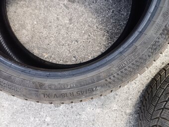 Continental WinterContact 215/45 R18 V XL - 3
