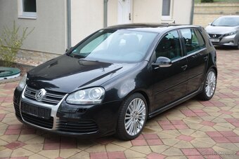 VW Golf R32 Manual - original stav - kosmetické vady - 3