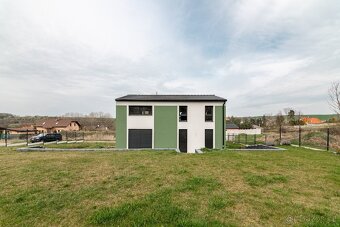 Rodinný dům 5+kk s prostornou zahradou – Kralupy nad Vltav - 3