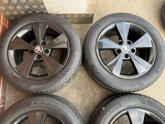 TOP Alu 16" 5x112 škoda VELORUM BLACK letní 85% O3 - 3