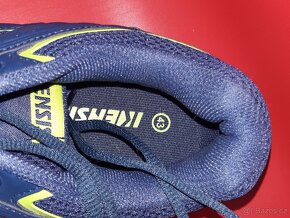sportovní boty nejen na sálové sporty modré vel. 43 zn Wonde - 3