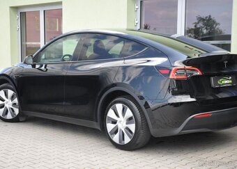 Tesla Model Y LONG RANGE DUAL MOTOR AWD - 3