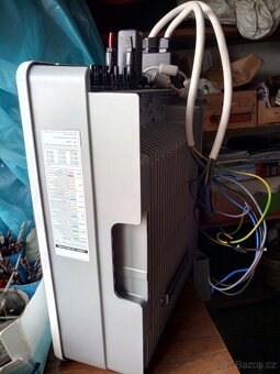 Měnič hybridní 3f. napětí GoodWe 5 kW GW5K-ET - 3