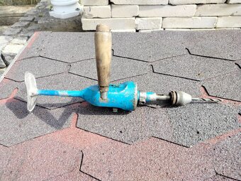 Ruční vrtačka retro - 3