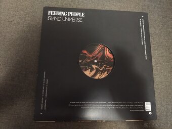 LP - FEEDING PEOPLE - Island Universe kat.č. IL 2008 - 3