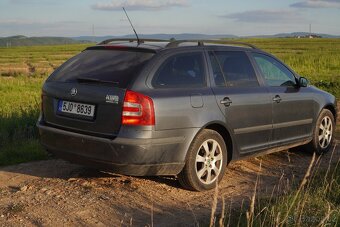 Prodám vozidlo Škoda Octavia 2 Combi 1.9Tdi 77kw. - 3
