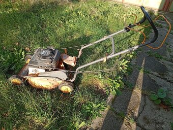 benzinova sekacka s pojezdem, 4takt Partner 146, 2.6kW - 3