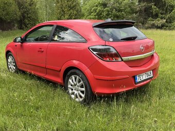 Opel Astra h gtc - 3