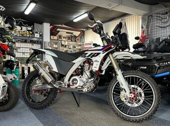 AJP PR7 650 ADVENTURE EU5+ MODEL 2025 - 3