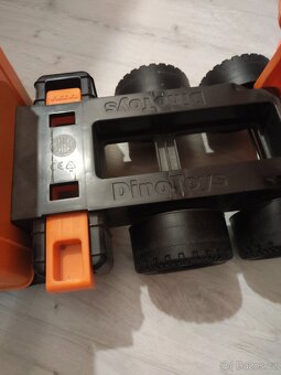 Tatra oranžová - 3