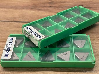 Mitsubishi  plátky - 3