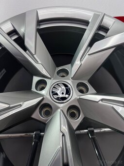 Enyaq r20  Taurus top - 3