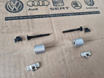 ROLOVACI KOLECKA NA MULTIFUNKCNI VOLANT - 3