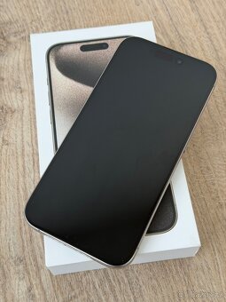 Apple iPhone 15 Pro 256 GB - 3